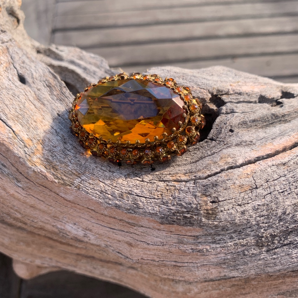 Vintage AmberToned Brooch Vintage